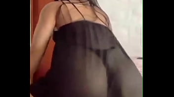 Você dança como aquela surra na bunda