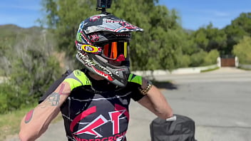 Los angeles biker babe