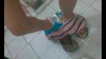 Mi Trabajadora De Limpieza Quiere Aumento thumbnail