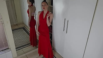 Bet you cant keep your pants on while watching me undress