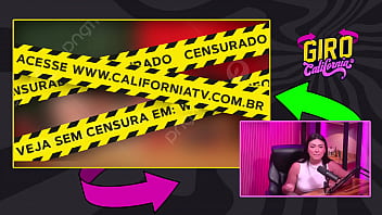 Ela usou o presente na bucetinha