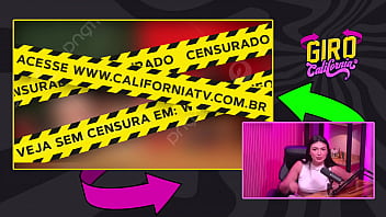 Ela usou o presente na bucetinha