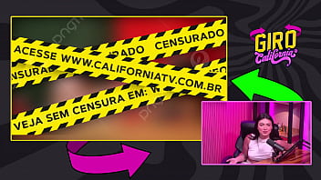 Ela usou o presente na bucetinha