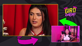 Ela usou o presente na bucetinha