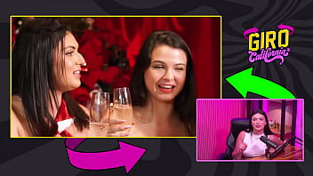 Ela Usou O Presente Na Bucetinha thumbnail