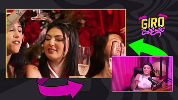 Ela usou o presente na bucetinha