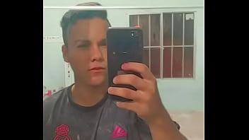 Gordinho seduzindo a mae do administrador por favor laura volta pra mim eu imploro