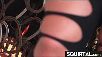 A very sexy squirt queen 30