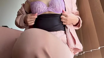 【女子大生のルーティン】 朝起きてパジャマでオナニーしたら甘い液でてきちゃいました。