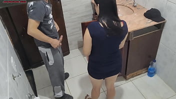 Confiei na minha esposa para receber o encanador olha o absurdo que ela faz com ele