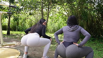 Sexo con entrenados personal nos folla el ano