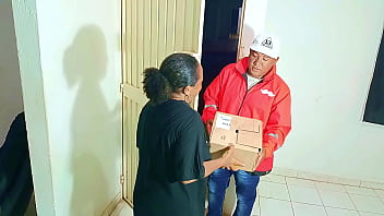 I give the delivery guy a blowjob flash my ass for the courier and suck the stranger's cock i'm a very horny mature woman would you like me to be your stepmother