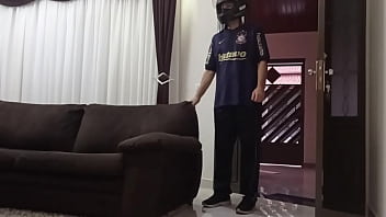 Motoboy foi demitido após ter vídeo vazado fazendo sexo com cliente casada durante entrega de aplicativo