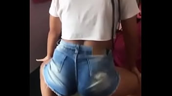 Novinha dançando funl