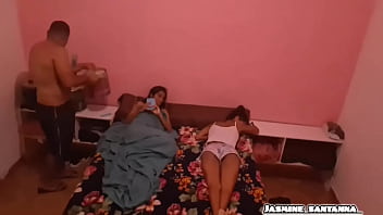 Fodendo do lado da amiga novinhas de 18