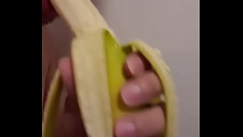 Fellatio On A Banana thumbnail
