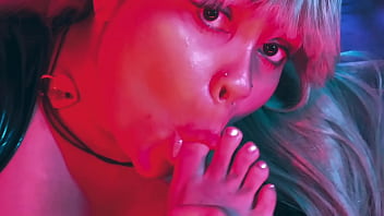 Cutie piie's foot tease