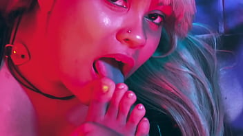 Cutie piie's foot tease