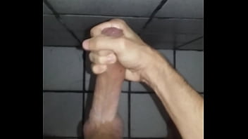 Cumshot beathroom 01