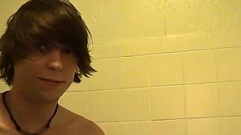 Sexy Men He Lathers Up And Scrubs His Smooth Toned Bod Before thumbnail