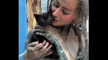 Sweet little black kitty cat what's your favorite thing about black cats #blackkittylove #sweet #catvibes #psyla