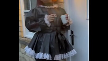 Got a new sissy maid caught her slacking off already p1nkplastic