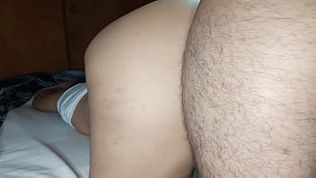 Gritaba para que la penetrara hasta el fondo