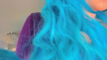 I love to play with myself