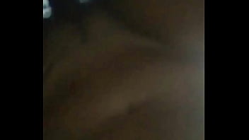 Morra putona comiendo pene grande