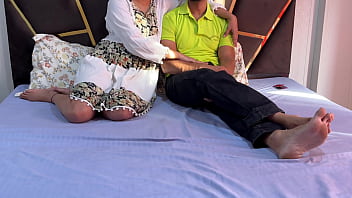 Sali manipulated as she is her wife and fucked hard by his jija ji desi village girl