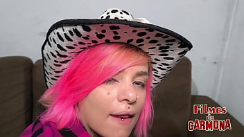 Russah levou madeirada dos peões no cu e ainda fez dp sem camisinha