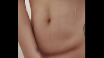 Quick finger in the pussy