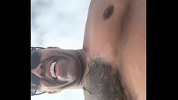 Känd svart man från copacabana åker till ukraina för att träffa utländska kvinnor