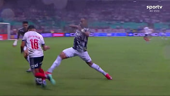 Pulga fudendo a vagabunda do rj