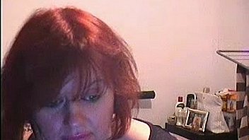 Italian milf rubbing her fat tight pussy