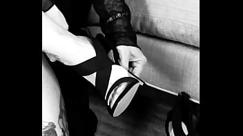 Hellfire #blackshoes #tryonhaul these were pretty comfortable shoes although she doesn't seem to be very #excited