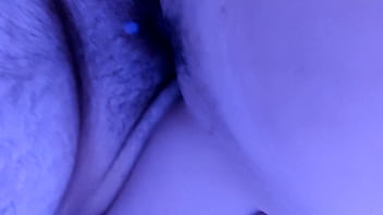 Fille baiser et fistée et remplie de sperme comme elle mérite