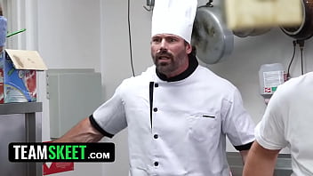 Tiny gangbang #2 Tiny gangbang #2