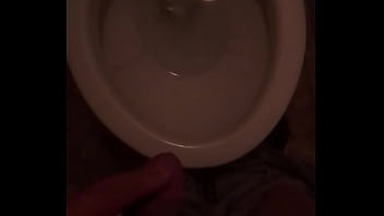 Orinando por las mujeres