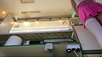 Very hot babe will do anything for extra money