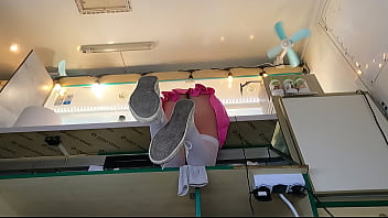 Very hot babe will do anything for extra money