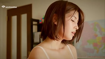 Comendo a novinha linda que mora na minha casa com legendas