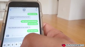 Jade amber spreading her legs to bang hard