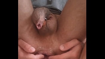 I fuck my prolapse with a big bottle and cum twice with help anal orgasm