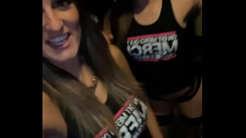 Super soirée hier avec tiny chipie le reste en plus hot arrive bientôt