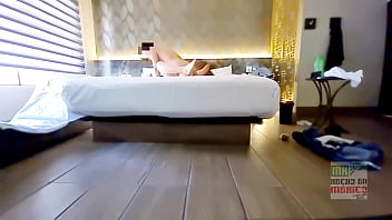 Isa hotwife follando frente a su marido cumpliendo su fantasia cuckold 3