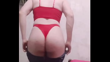 Rabudinho de fio dental socado