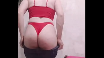 Rabudinho de fio dental socado