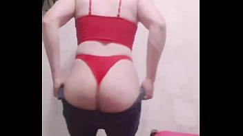 Rabudinho de fio dental socado