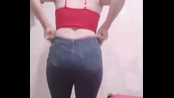 Rabudinho de fio dental socado